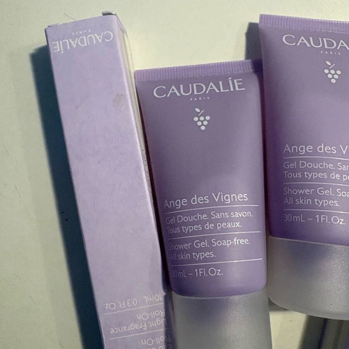 Caudalie Ange De Vignes set new with shower gel and roll on perfume