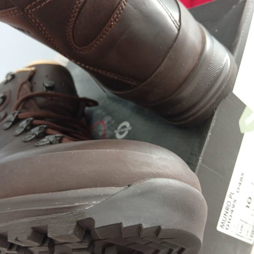 Lowa Munro PL boots new, size 44.5, brown leather