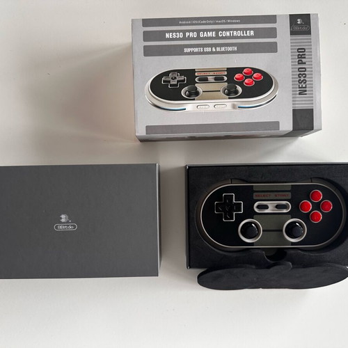 8Bitdo NES30 Pro controller like new