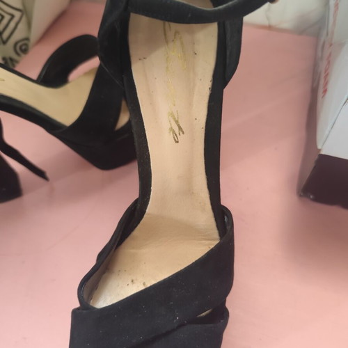 Sante black platform heels, size 39