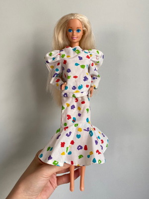 Vintage Mattel Barbie doll 1990s Bright & Breezy Fashions set 1987