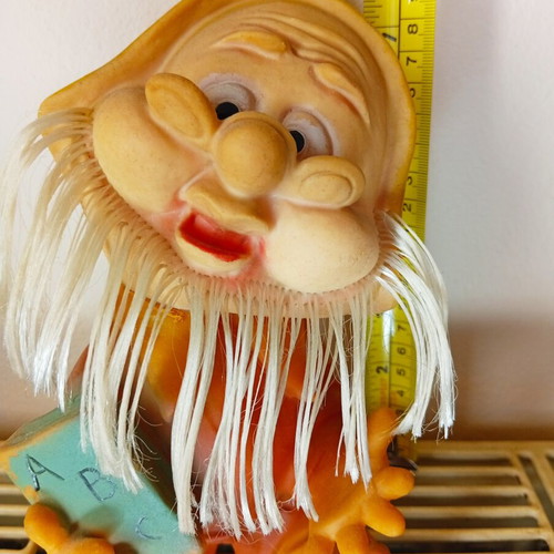 Decorative dwarf figurine like new, tabletop decoration