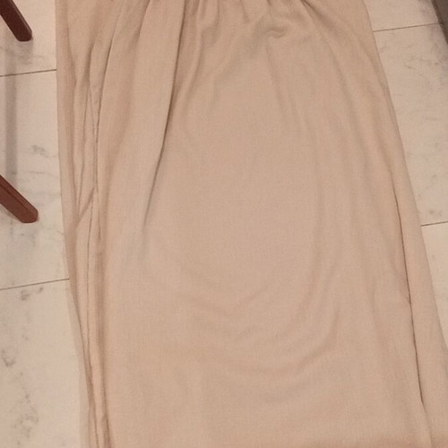 Curtain like new, height 2.85m, width 1.50m gathered