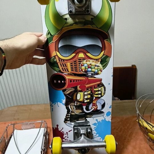 Speed Demons Paintballer 7.5 skateboard new, colorful