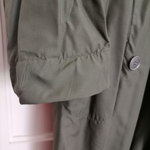 Unisex Fabric Trench Coat like new, cypress green, size M 38
