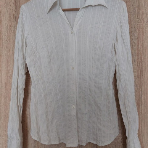Women's white shirt size M like new
