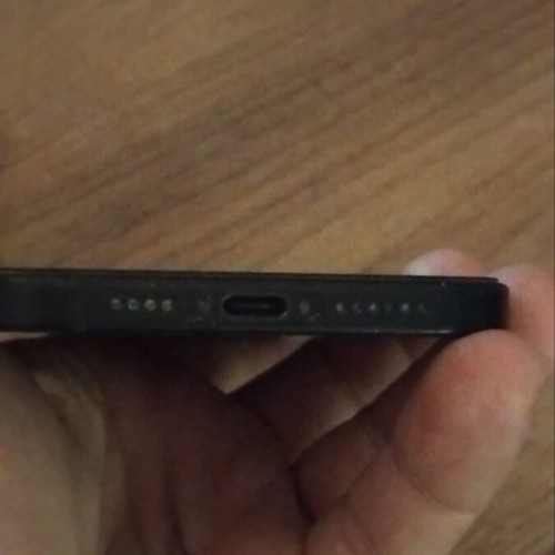 iPhone 15 Plus 128GB like new, black