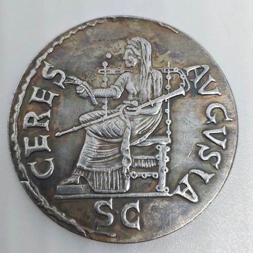 Collectible coin replica Roman Sestertius of Claudius like new