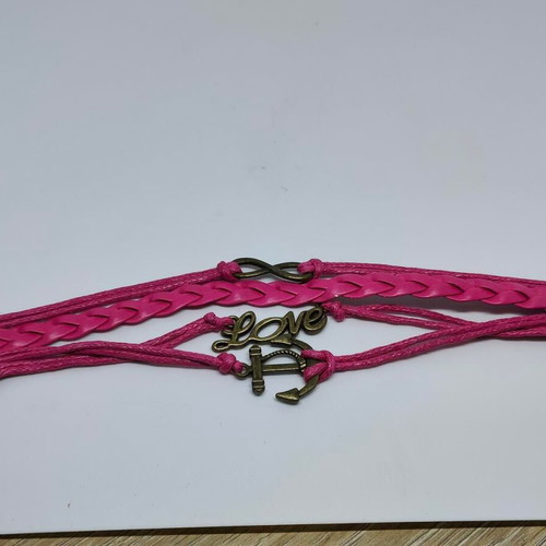 Handmade fuchsia multilayer bracelet with bronze elements like new