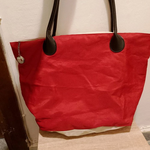 Kerastase shoulder bag used, red