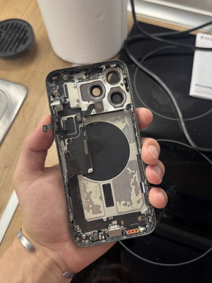 Housing iPhone 15 Pro Max used