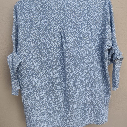 Ciel floral blouse tunic with V neckline used