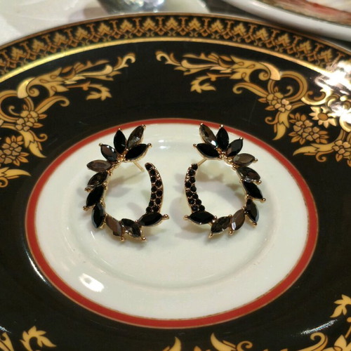 Opera earrings new, brass with crystals