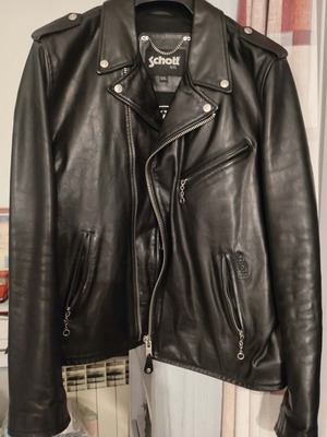 Schott Perfecto leather jacket like new, black, XXL