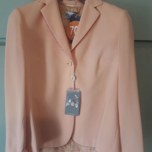 Tsantilis suit new with tags, Italian, size XXL