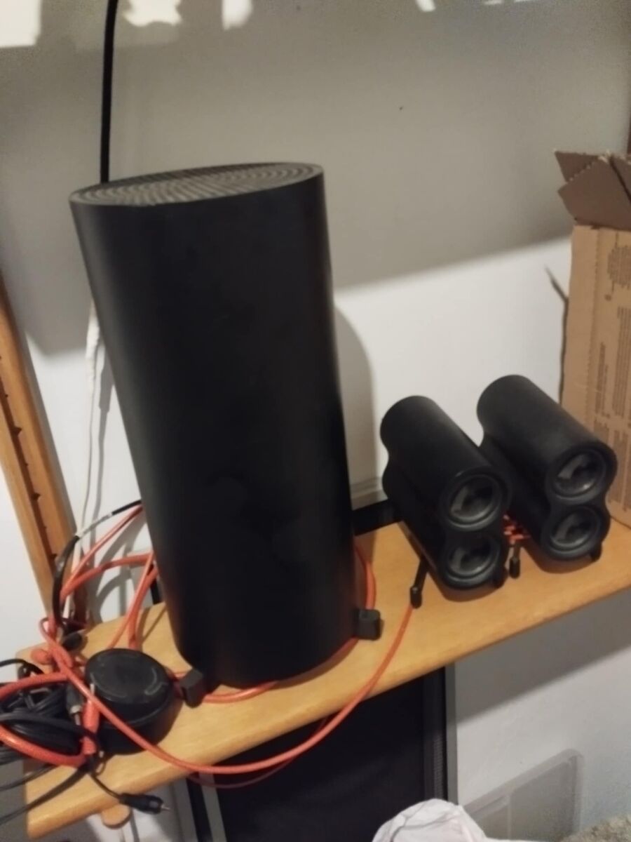 Logitech Z553 Speaker System like new,… - € 40,00 - Vendora.cy