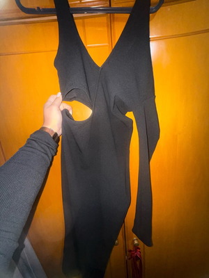 Midi dress black like new, size M