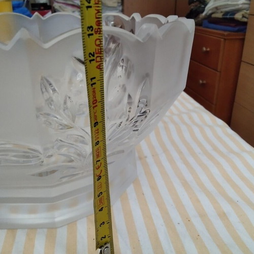 Vintage crystal large fruit bowl new