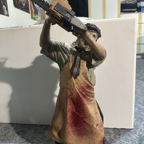 Texas Chainsaw Massacre 2001 figure used, 56cm with sound, Mc Farlane Toys