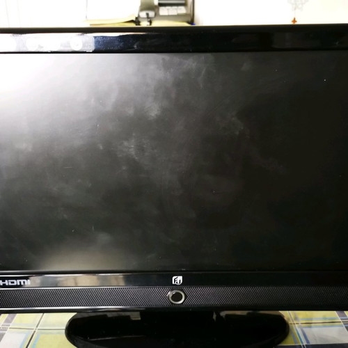 FU F19771W TV used in excellent working condition