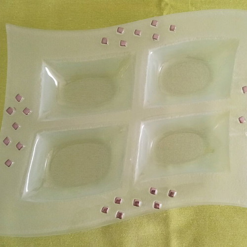 Ornteviera/Nuts tray 4 sections new