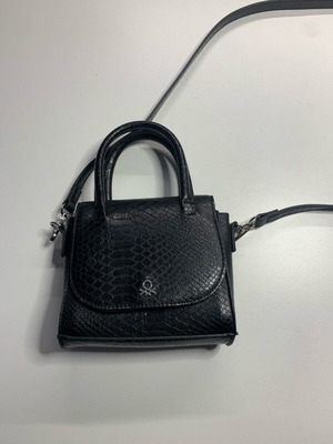 Black Benetton bag with embossed croc texture like new