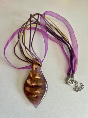 Necklace with purple glass pendant and gold ribbons new