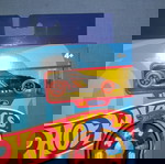  HOT WHEELS SPIN & SCORE