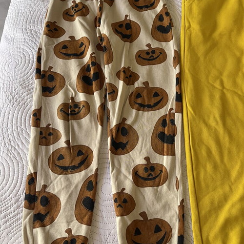 Pack of boys' pants size 9, 134 cm