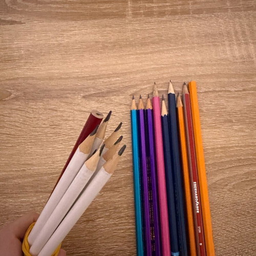 Pencils new, pack of 17 pieces
