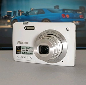 Nikon Coolpix S4300 – Άριστη κατάσταση + 64GB κάρτα