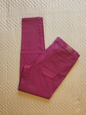 Refuge Skinny Jeans Stradivarius Burgundy Size 44 Like New