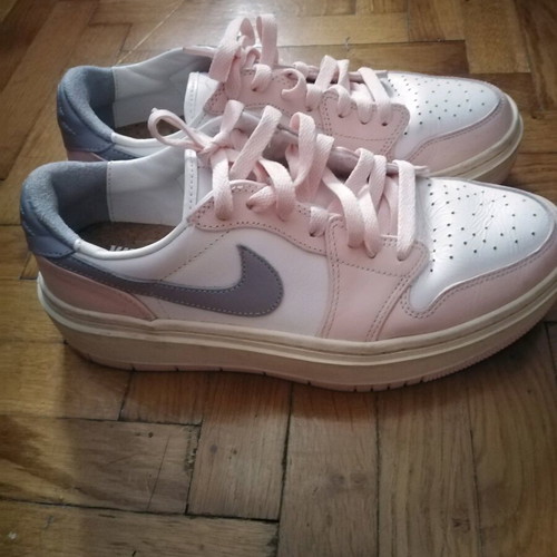 Nike Air leather women's shoes size 40.5 like new, white with pink-gray details