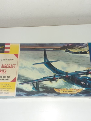 Famous Aircraft Series Tradewind model kit new by Revell