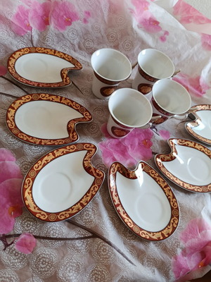 Limoges France tea set unused, 4 cups and 6 saucers