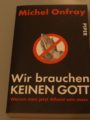 Wir brauchen Kienen Gott book used in German