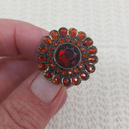 Vintage brass ring with amber glass beads, adjustable