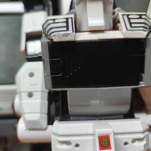 Tigerzord Power Rangers figure with white Power Ranger