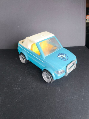 Playmobil holiday vehicle used with missing parts