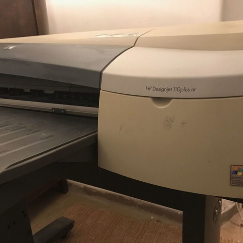 HP Designjet 110plus nr plotter A1/24" used with stand, roll, and accessories
