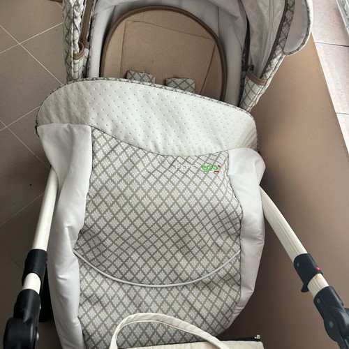 Baby stroller 3 in 1 used with winter and summer carrycots and car seat