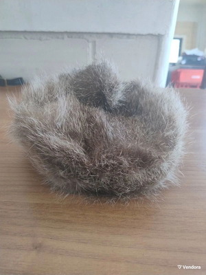 Fluffy Beret Hat like new, one size