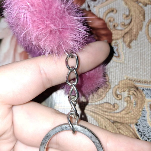 Fuchsia heart keychain like new