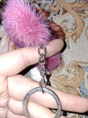 Fuchsia heart keychain like new