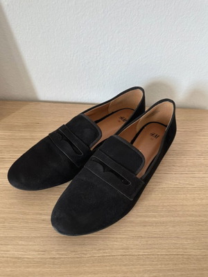 H&M loafers used, size 39, black with minor wear