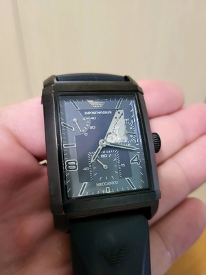 Emporio Armani men's watch used with broken bracelet