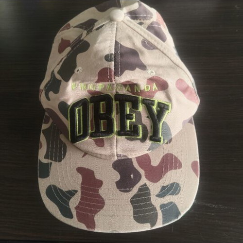 Obey Hat Snapback like new, multicolor