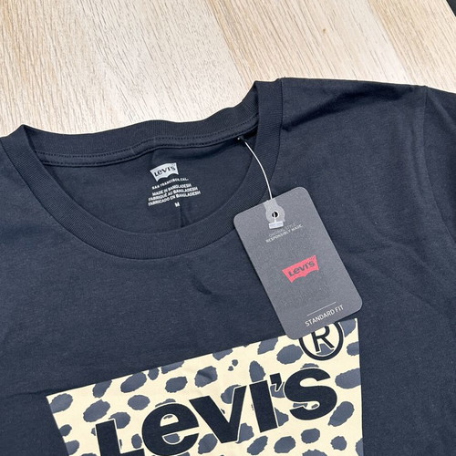 Levi's T Shirt new, size M, black