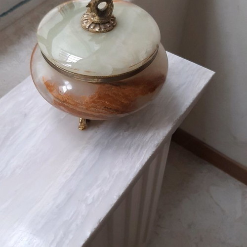 Decorative item used, green onyx with gold legs and handle