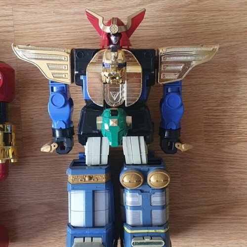 Power Rangers Zeo Megazords used with wear